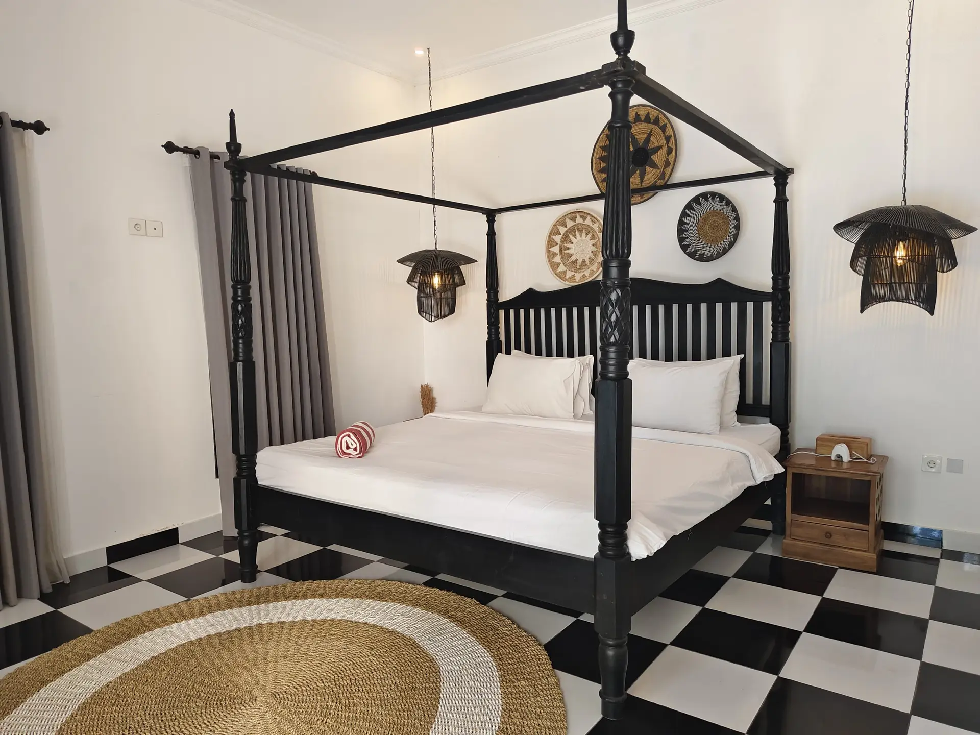 KAMAR TIDUR - OMAHATI CANGGU