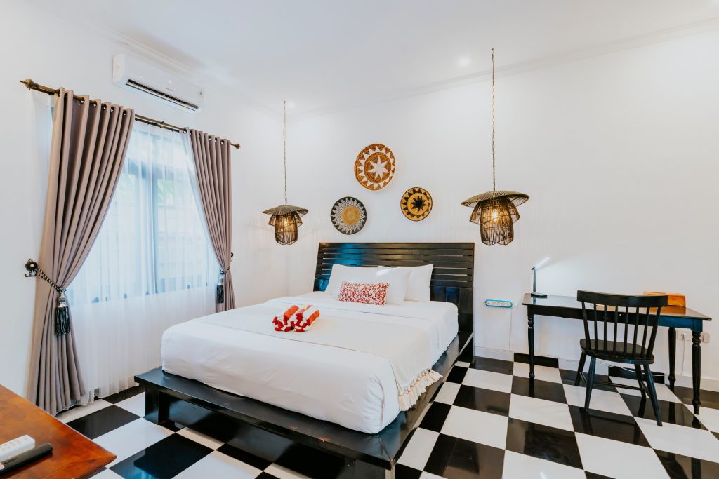 KAMAR TIDUR - OMAHATI CANGGU